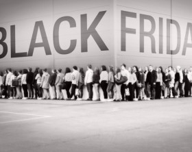 Black_Friday_Shopping_lines