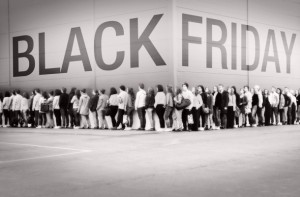 Black_Friday_Shopping_lines