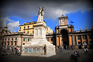 800px-Monument_of_Dante_Alighieri_in_Piazza_Dante_Napoli._Campania_Italy_South_Europe-2