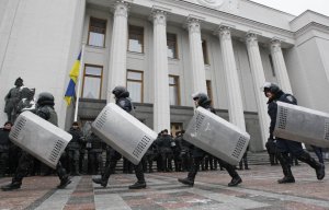 29est1-ucraina-parlamento-