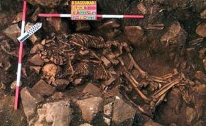 foto amanti del Neolitico scoperti in Grecia