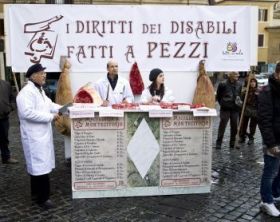 l43-protesta-disabili-montecitorio-120306184753_medium
