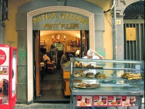 20121002-napoli-pizza-tour-04-600x450