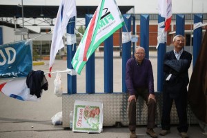 Whirlpool: lavoratori Caserta bloccano superstrada