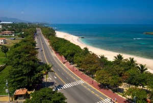 Looking along the Malecon, Puerto Plata.