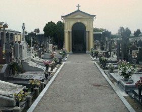 Cimitero-di-Napoli