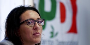 Primarie Napoli: Valente, Bassolino? candidato deciso domani