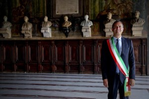 Napoli: de Magistris proclamato sindaco