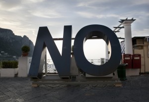 Santiago Sierra - NO