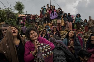 © Daniel Berehulak - An Earthquake's Aftermath, Nepal 02-min