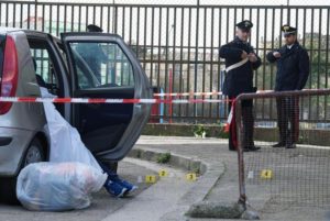 Pregiudicato ucciso a colpi di arma da fuoco a Napoli