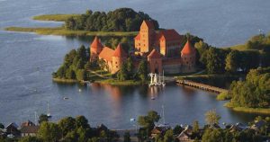 07_skyscanner_lituania-kfkf-835x437viaggi24-web