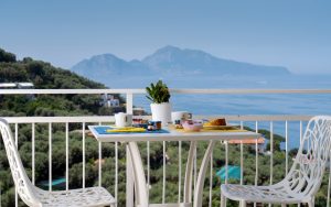 4c_5a2f3c74b6026e312a14caf7eef7e6be