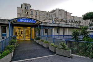 Una veduta esterna dell'ospedale "San Giovanni Bosco" di Napoli, 10 novembre 2018. ANSA/CIRO FUSCO