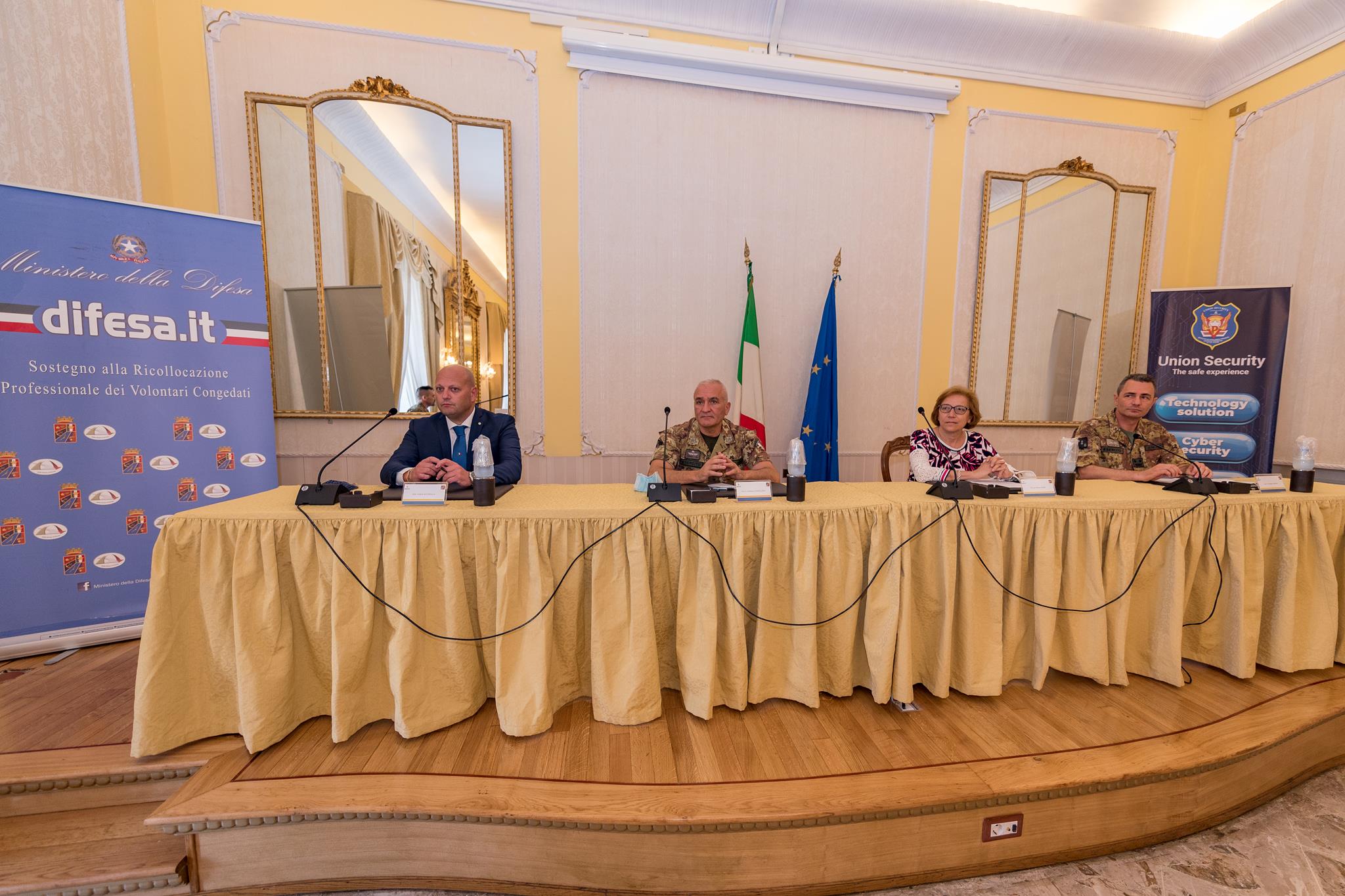 tavolo-dei-relatori