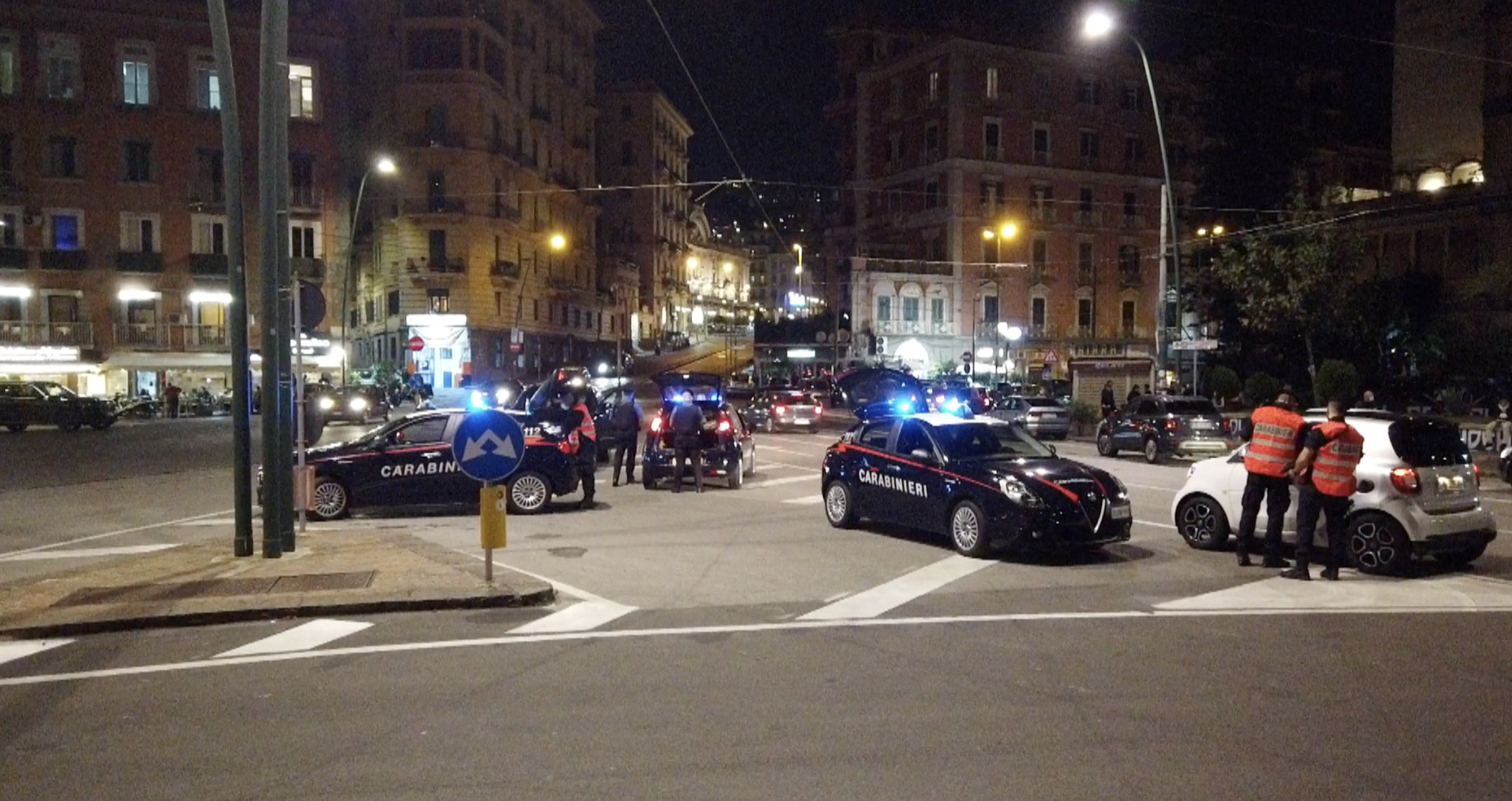 piazza-sannazzaro_controlli_4-10-2020