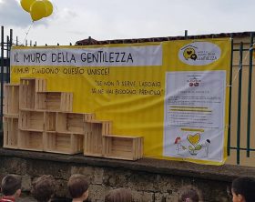 muro-della-gentilezza-attivita-scuola-edizione-2019