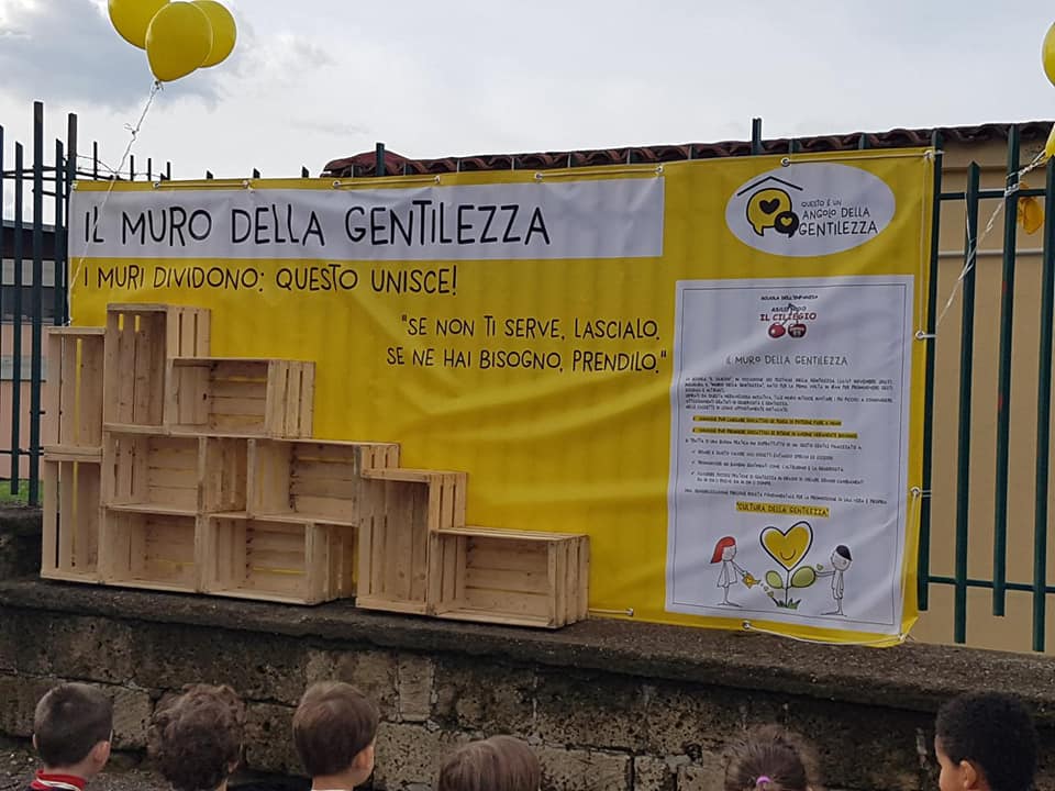 muro-della-gentilezza-attivita-scuola-edizione-2019
